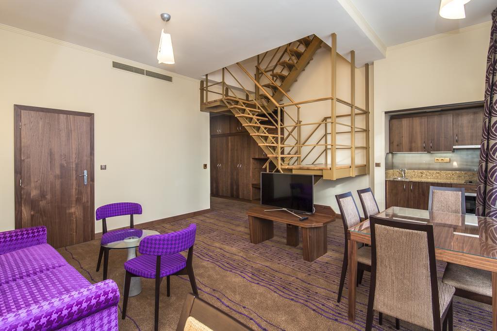Merchants Crown Suites And Spa Prague Exterior photo A typical apartment